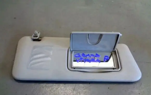Suzuki Grand Vitara II Sun visor