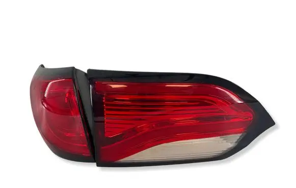 Chrysler Pacifica Rear/tail lights set P68228941AE P68229027AF F00HTB409110