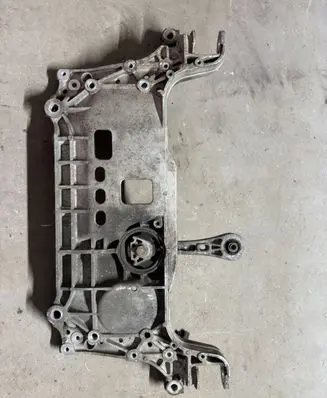 Volkswagen PASSAT B6 Front subframe 7N0199369A 7N0199369
