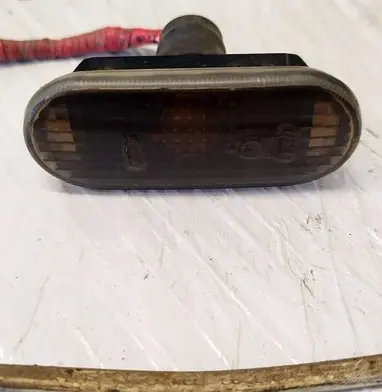 Volkswagen Golf IV Front fender indicator light 3B0949117C