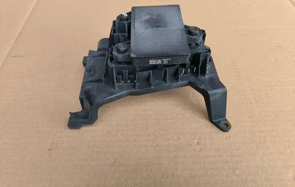 Ford Focus Distronic sensor radar JX7T9G768AC