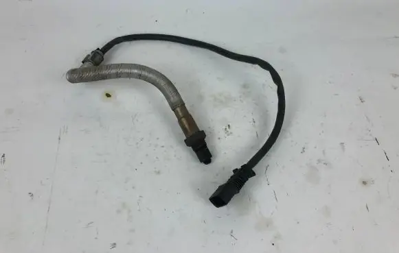 BMW X3 F25 Lambda probe sensor 7589476 653141 2580270010