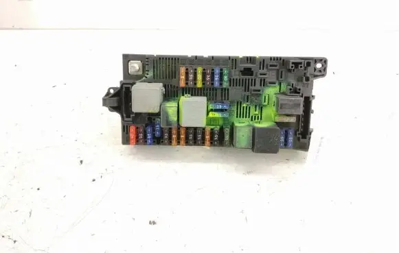 Mercedes-Benz E W211 Fuse box set DALISID3767 2115453101 A2115453101