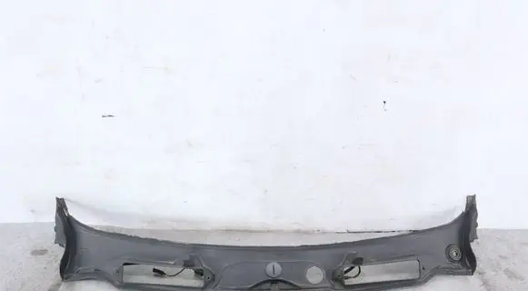 BMW 3 E90 E91 Wiper trim 7180743 51717180743