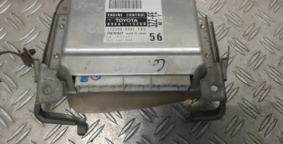 Toyota Corolla E120 E130 Engine control unit/module 8966113250