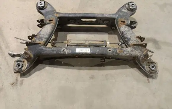 Mercedes-Benz C AMG W204 Rear subframe