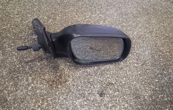 Mazda 3 I Manual wing mirror 