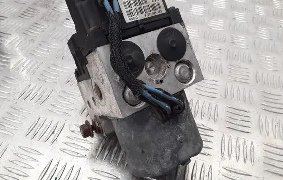 Nissan Primera ABS Pump 0265216688 0273004403