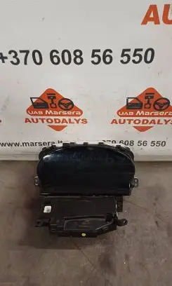 Toyota Yaris Speedometer (instrument cluster) 216558645
