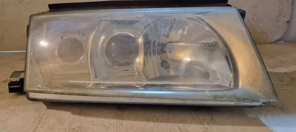 Skoda Octavia Mk1 (1U) Headlight/headlamp 1U0941651 1307329069