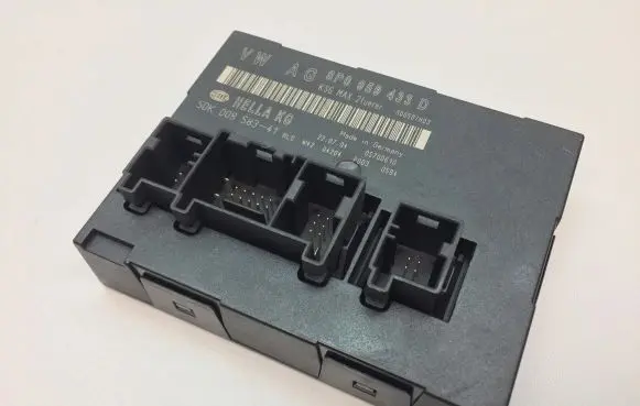 Audi A3 S3 8P Comfort/convenience module 8P0959433D