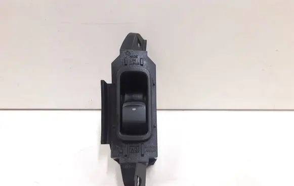 Subaru Outback Electric window control switch 94263
