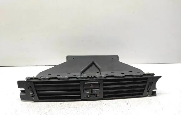 BMW 3 E90 E91 Dash center air vent grill 9130464