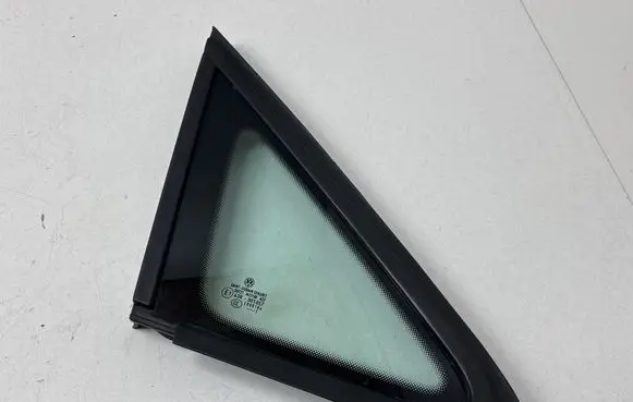 Volkswagen Caddy Front triangle window/glass 43R001057 DOT27M23100AS2 E000184