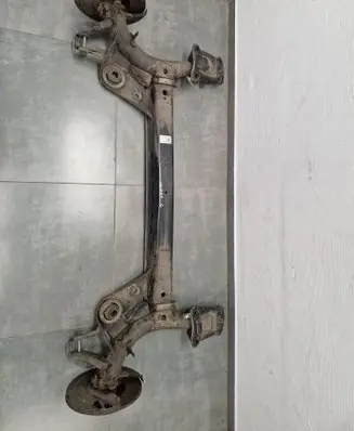 Volkswagen Golf VII Rear axle beam 5Q0501049BH