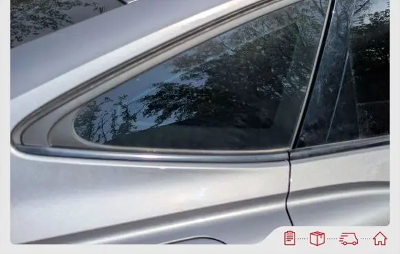 Audi Q4 Sportback e-tron Rear side window F4SPORT