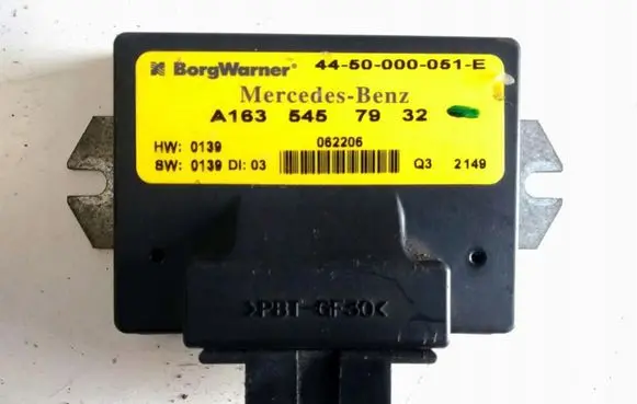 Mercedes-Benz ML W163 Transfer box differential control unit A1635457932