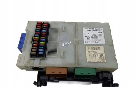 Ford Mondeo MK IV High voltage junction box 7G9T14A073ED