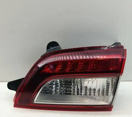 Subaru Outback (BS) Tailgate rear/tail lights 13260228