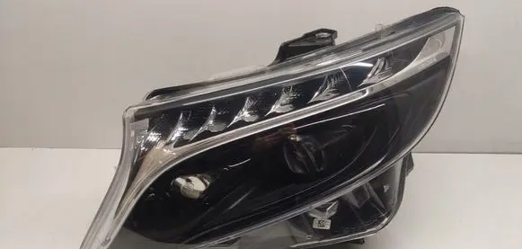 Mercedes-Benz Vito Viano W447 Headlight/headlamp A4479063201 MB085