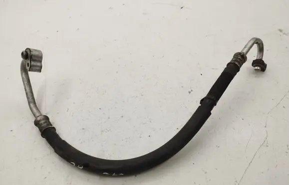 Air conditioning (A/C) pipe/hose