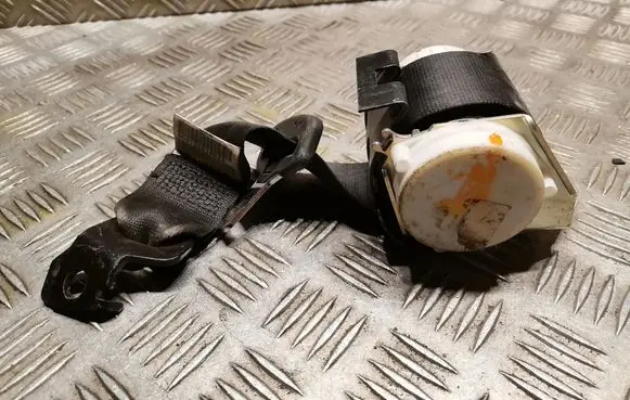 BMW 5 E60 E61 Middle seatbelt (rear) S59132818023