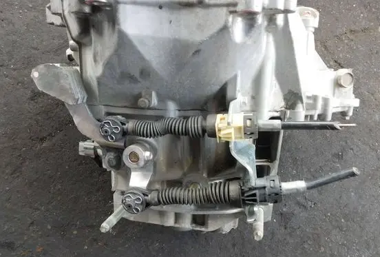 Mazda 2 Manual 5 speed gearbox 8TH0303227 F6W30