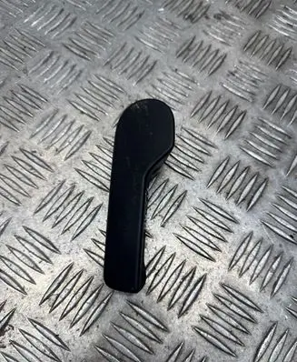 Volkswagen Tiguan Engine bonnet (hood) release handle 1J1823533C