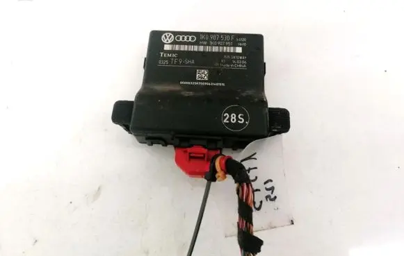 Volkswagen Jetta V Other control units/modules 1K0907530F 1K0907951