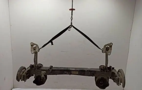Peugeot 208 II Rear axle beam 9843205280