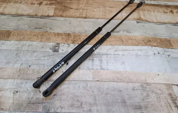 Ford C-MAX I Tailgate/trunk strut/damper 3M51R406A10AB 3M51R406A10