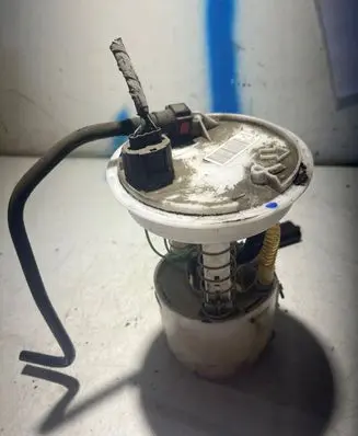 Ford Fiesta In-tank fuel pump 2s619275