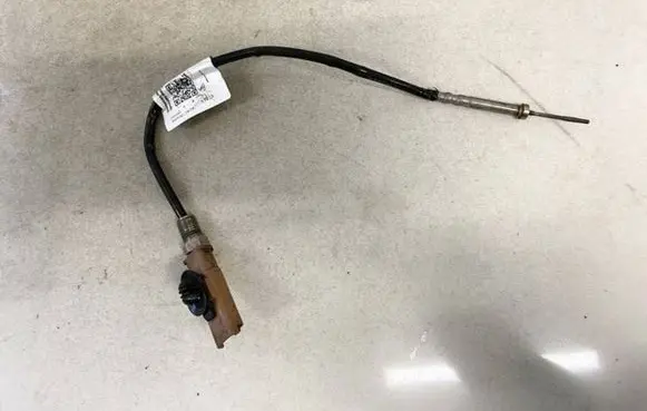 Mercedes-Benz E W210 Exhaust gas temperature sensor 9665090280