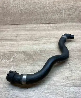 Mercedes-Benz E W211 Engine coolant pipe/hose A2118300496