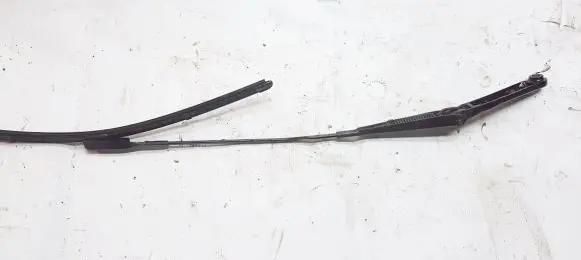 Audi A5 8T 8F Front wiper blade arm 8t2955407a