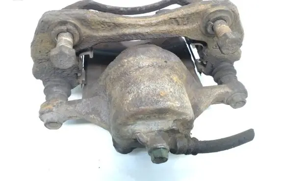 Hyundai i30 Front brake caliper