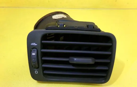 Volvo S80 Dashboard side air vent grill/cover trim 130082002