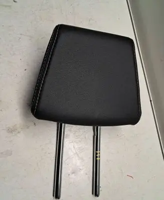 Peugeot 2008 I Rear seat headrest 