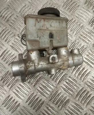 Mazda 323 Master brake cylinder