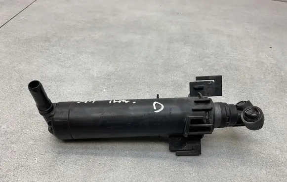 Audi A4 S4 B8 8K Headlight washer spray nozzle 8K0955102D