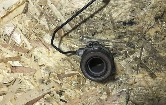 Opel Vectra C clutch release bearing 55563646