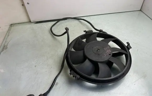 Audi A6 S6 C5 4B Electric radiator cooling fan 6543