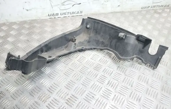 BMW X5 E53 Other engine bay part 8408770