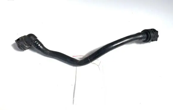 Mercedes-Benz GLA W156 X156 Engine coolant pipe/hose 
