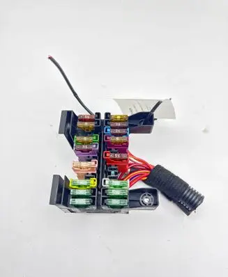 Mercedes-Benz CLS C219 Fuse module 2115450301