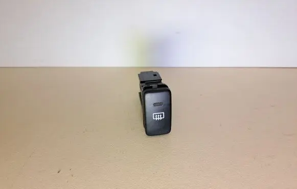 Toyota Hilux (AN10, AN20, AN30) Windscreen/window heater switch 9820A63 153982