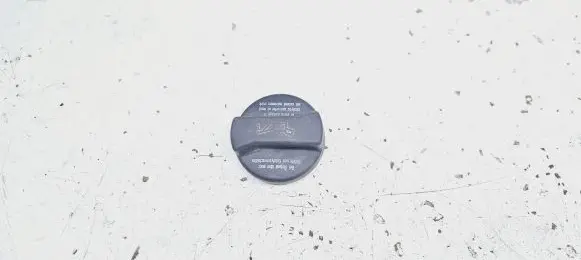 Volkswagen Multivan T4 Oil filler cap 026103485