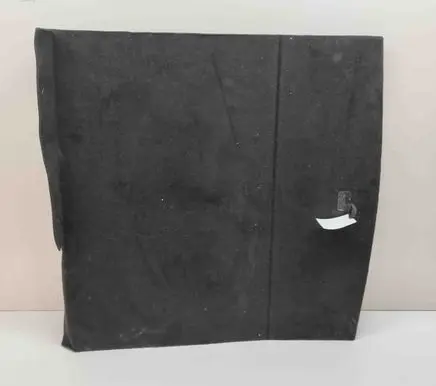 Trunk/boot floor carpet liner