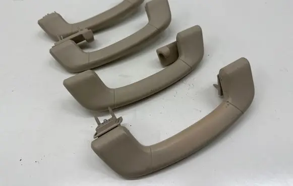BMW 5 GT F07 A set of handles for the ceiling 