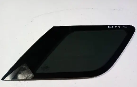 Ford Explorer V Rear side window E000251